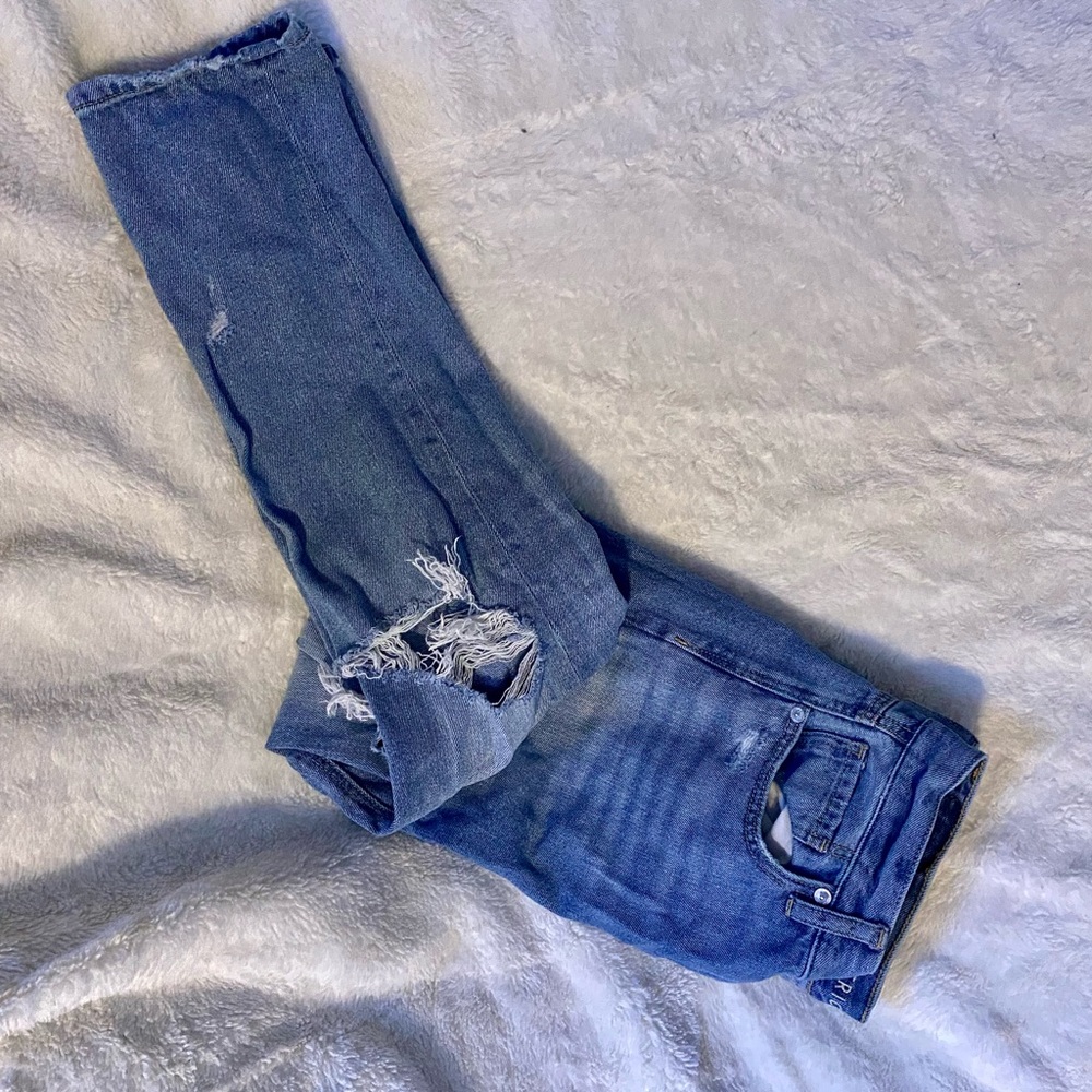 American eagle distressed mom jeans